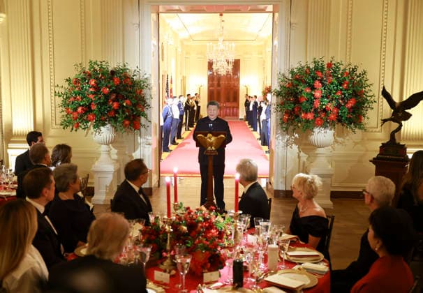 (260924) -- WASHINGTON, Sept. 24, 2026 -- Chinese President Xi Jinping addresses a welcome banquet at the White House in Washington, D.C., the United States, Sept. 24, 2026. Xi on Thursday attended a welcome banquet held by U.S. President Donald Trump at the White House. ) U.S.-CHINA-XI JINPING-STATE VISIT-TRUMP-WELCOME BANQUET LiuxBin 