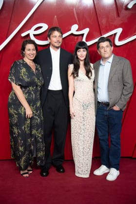 Verity UK Gala Screening Arrivals at Curzon Mayfair, London, UK - 24 September, 2026 (L-R) - Jordana Mollick, Josh Hartnett, Dakota Johnson, Michael Showalter attends The UK Gala Screening of Verity at Curzon Mayfair, London, England, UK on Thursday 24 September, 2026., Credit:Justin Ng Avalon UK, England, London, Curzon Mayfair  Copyright: xJustinxNgx xAvalonx 1137946880