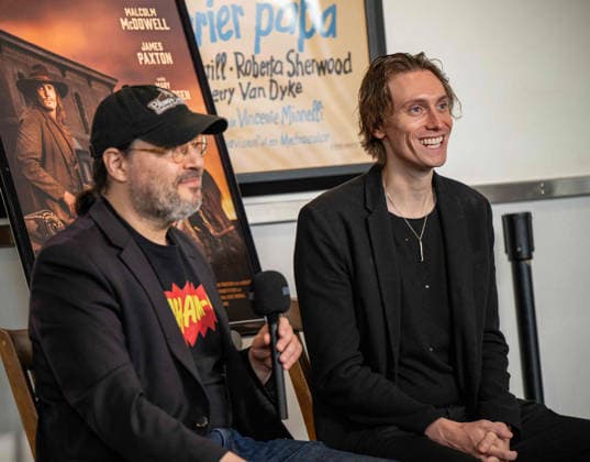September 24, 2026, Dallas, Texas, U.S.A: Director ADAM RIFKIN and JASON PAXTON (Son of the Late BILL PAXTON) in his starring roll as an Illiterate outlaw named JEDIDIAH DOOLEY being interviewed. Dallas U.S.A  - ZUMAm147 20260924_zap_m147_014 Copyright: xHossxMcBainx