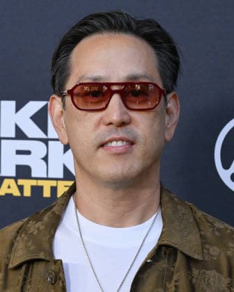 September 24, 2026, Los Angeles, California, USA: American musician, DJ, director, and visual artist JOE HAHN, 49, attends Linkin Park: Unshatter World Premiere red carpet. Los Angeles USA  - ZUMAb173 20260924_aap_b173_017 Copyright: xBillyxBennightx