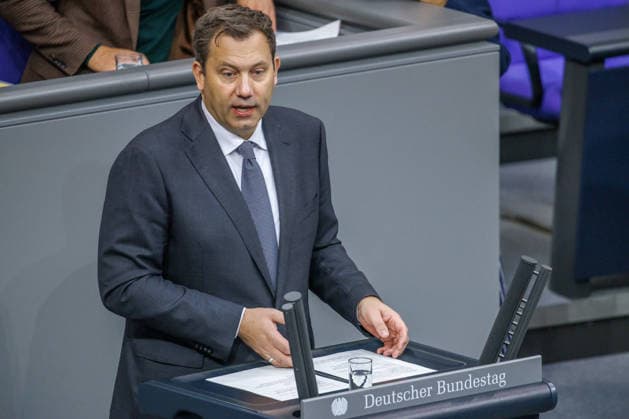 Lars Klingbeil (SPD), Federal Minister of Finance, in the German Bundestag on September 25, 2026, in Berlin, Berlin, Germany, Bundestag