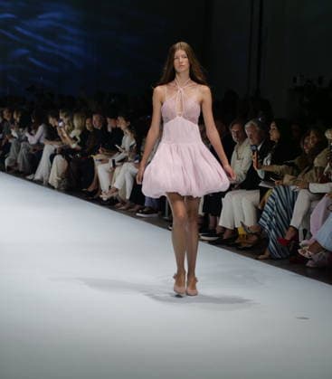 IPA88945399 - Milan, Milan Women s Fashion Week: Spring Summer 2026 2027 - Women s Fashion, Spring Summer 2026–2027, Genny s fashion show. Runway  Copyright: xLucaxPontix xLucaPonti IpaAgencyx IPA88945399