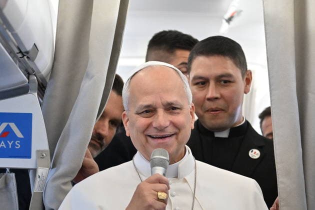 Italy-Press Conference-2026 09 25 Italy,In Flight ,Vatican 2026 09 25 Pope Leo XIV during the press conference aboard the papal Flight to France for his apostolic journey. Photographer Alessia Giuliani Catholipressphoto EDITORIAL USE ONLY - NO BOOKS Copyright: xx