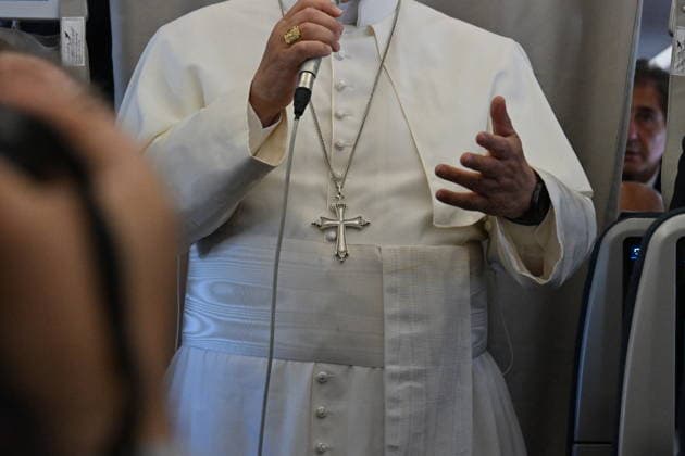 Italy-Press Conference-2026 09 25 Italy,In Flight ,Vatican 2026 09 25 Pope Leo XIV during the press conference aboard the papal Flight to France for his apostolic journey. Photographer Alessia Giuliani Catholipressphoto EDITORIAL USE ONLY - NO BOOKS Copyright: xx