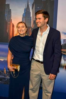 ABB GUERLAIN Luna Schweiger and her boyfriend Lucas Wenz, a show jumper, attended the celebration marking the launch of the Maison Guerlain brand at the Lofthouse on September 24, 2026, in Düsseldorf. Guerlain is a French cosmetics company based in North Rhine-Westphalia, Germany.