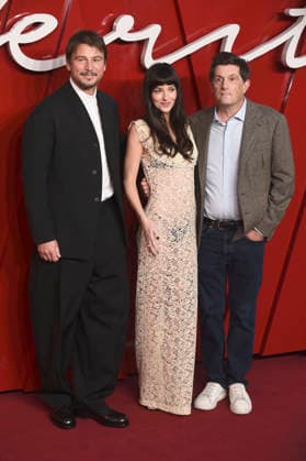 Josh Hartnett, Dakota Johnson, and Michael Showalter at the special screening of the movie *Verity: Dark Secrets* at the Curzon Mayfair in London, September 24, 2026 Foto:xS.xVasx xFuturexImagex verity_6947