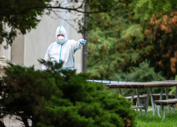 Ukrainian man stabs five people in a Polish monastery Photo: Maciej Napora East News Investigator is seen working at the crime scene after a stabbing attack at the Benedictine s abbey on September 24, 2026 in the town of Jaroslaw in south-eastern Poland. A 31-year-old Ukrainian man stabbed five people with a kitchen knife, killing a priest and wounding four other victims. The perpetrator, whose motives are so far unknown, was apprehended by the police. EN_01684814_0012 