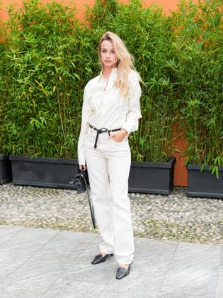 IPA88947577 - Milan, Milan Women™s Fashion Week Spring Summer 2027 - Women™s Fashion, Spring Summer 2027 - Tod™s fashion show - guests pictured: Simona Jakstaite  Copyright: xRiccardoxGiordanox xRiccardoxGiordanox IPA88947577