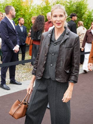 IPA88947611 - Milan, Milan Women™s Fashion Week Spring Summer 2027 - Women™s Fashion, Spring Summer 2027 - Tod™s fashion show - guests pictured: Kelly Rutherford  Copyright: xRiccardoxGiordanox xRiccardoxGiordanox IPA88947611