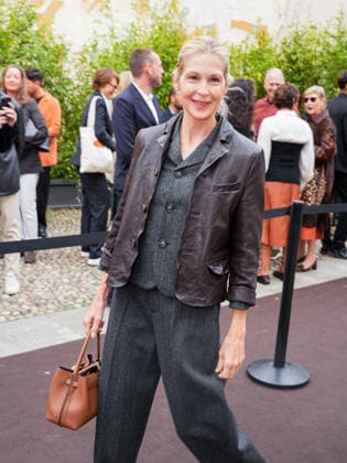 IPA88947616 - Milan, Milan Women™s Fashion Week Spring Summer 2027 - Women™s Fashion, Spring Summer 2027 - Tod™s fashion show - guests pictured: Kelly Rutherford  Copyright: xRiccardoxGiordanox xRiccardoxGiordanox IPA88947616