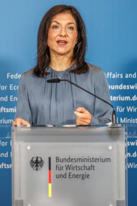 Press Statement by Federal Minister Katherina Reiche Press Statement by Katherina Reiche, Federal Minister for Economic Affairs and Energy, on September 25, 2026, in Berlin, Berlin, Berlin, Germany, BMWE