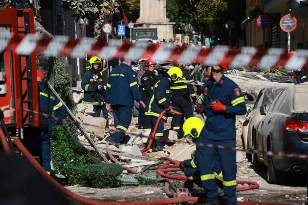 An explosion in Athens injures at least 2 people ATHENS, GREECE - SEPTEMBER 25: Firefighters operate following a blast that caused a building to collapse and injured two people in Athens, Greece on September 25, 2026. Costas Baltas Anadolu Athens Greece. Editorial use only. Please get in touch for any other usage.  Copyright: x2026xAnadoluxCostasxBaltasx