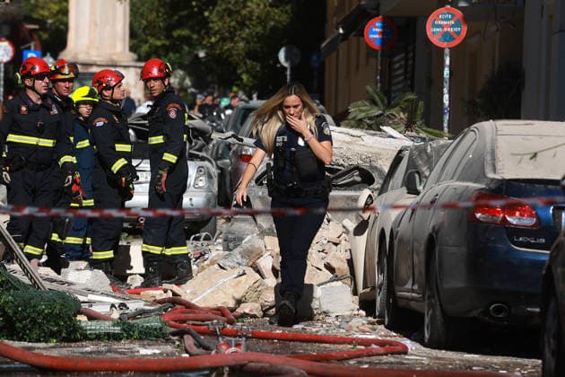 An explosion in Athens injures at least 2 people ATHENS, GREECE - SEPTEMBER 25: Firefighters operate following a blast that caused a building to collapse and injured two people in Athens, Greece on September 25, 2026. Costas Baltas Anadolu Athens Greece. Editorial use only. Please get in touch for any other usage.  Copyright: x2026xAnadoluxCostasxBaltasx
