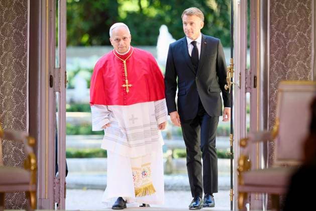 POPE LEO MEETS WITH PRESIDENT ELISEO France, Paris, Vatican, 2026 9 25 Meeting WITH GOVERNMENT OFFICIALS, CIVIL SOCIETY, AND THE DIPLOMATIC CORPS . EDITORIAL USE ONLY - NO BOOKS Copyright: xPool xCatholicxPressxPhotox