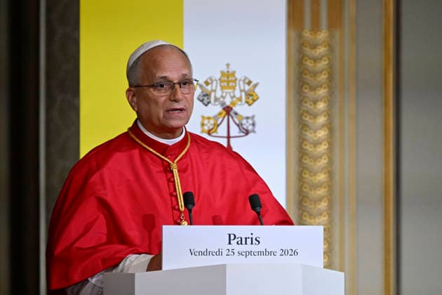 POPE LEO XIV - MEETING WITH AUTHORITIES - ELYSEE PALACE France, Paris, Vatican, 2026 9 25 Meeting with Authorities, Civil Society and the Diplomatic Corps at the Elysee Palace. Pope Leo XIV during his apostolic journey to France. EDITORIAL USE ONLY - NO BOOKS Copyright: xVATICANxMEDIA xCatholicxPressxPhotox