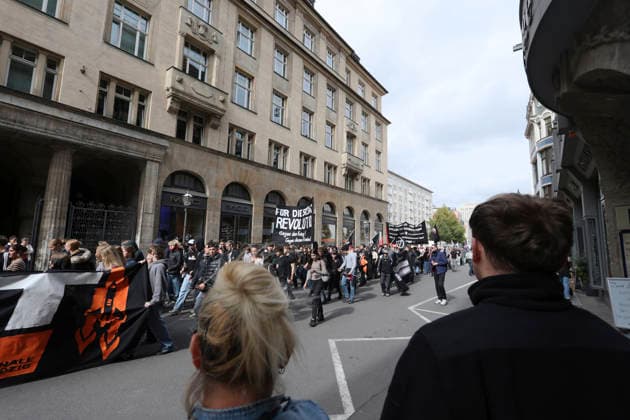 Students protest against mandatory military service in Leipzig Students protest against the planned introduction of mandatory military service in Leipzig The school strike is part of nationwide protests September 25, 2026, Leipzig