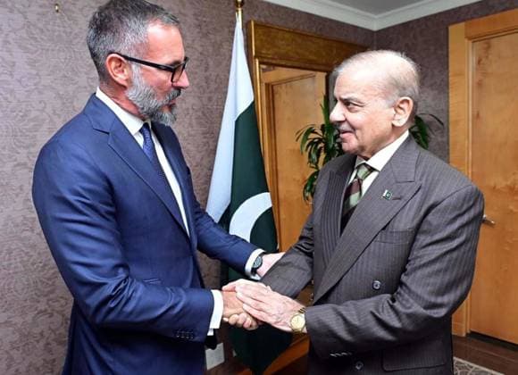 September 25, 2026, Pakistan: Prime Minister of Pakistan Muhammad Shehbaz Sharif Meets with Prince Rahim Aga Khan-V in New York Pakistan  - ZUMAas3_ 20260925_zaf_as3_015 Copyright: xPPIx