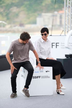 September 25, 2026, Donostia San Sebastian, Euskadi, Spain: Eduardo Villanueva Diez, Isabel PeoÂ±a attended El Castillo Photocall during 74th San Sebastian International Film Festival at Kursaal Palace on September 25, 2026 in Donostia San Sebastian, Spain Donostia San Sebastian Spain - ZUMAg15_ 20260925_zaf_g15_020 Copyright: xJackxAbuinx