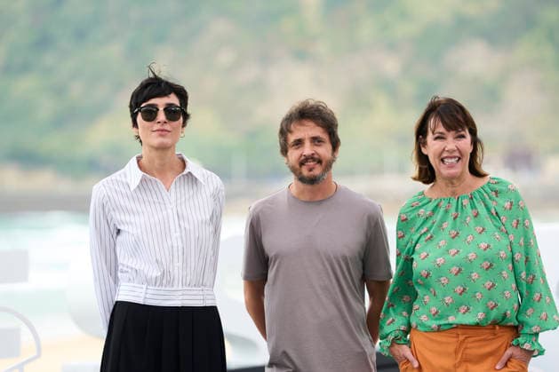 September 25, 2026, Donostia San Sebastian, Euskadi, Spain: Eduardo Villanueva Diez, Isabel PeoÂ±a, Mabel Lozano attended El Castillo Photocall during 74th San Sebastian International Film Festival at Kursaal Palace on September 25, 2026 in Donostia San Sebastian, Spain Donostia San Sebastian Spain - ZUMAg15_ 20260925_zaf_g15_016 Copyright: xJackxAbuinx