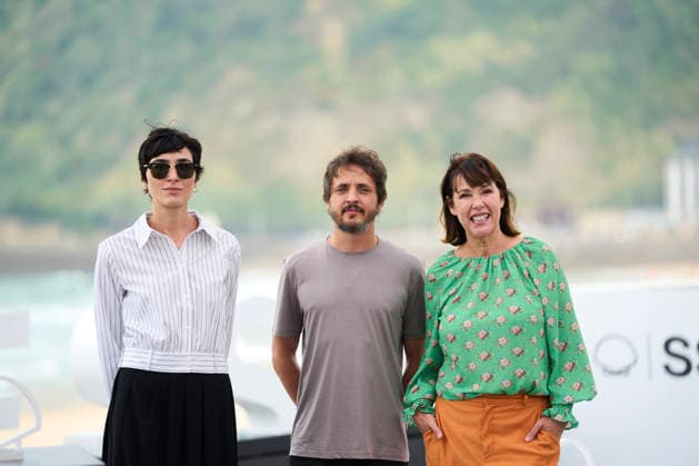 September 25, 2026, Donostia San Sebastian, Euskadi, Spain: Eduardo Villanueva Diez, Isabel PeoÂ±a, Mabel Lozano attended El Castillo Photocall during 74th San Sebastian International Film Festival at Kursaal Palace on September 25, 2026 in Donostia San Sebastian, Spain Donostia San Sebastian Spain - ZUMAg15_ 20260925_zaf_g15_019 Copyright: xJackxAbuinx