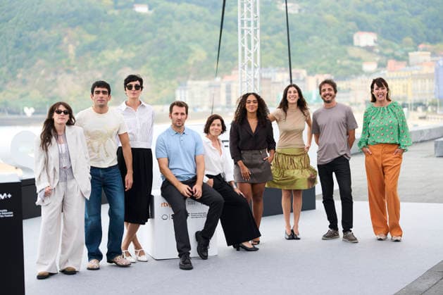 September 25, 2026, Donostia San Sebastian, Euskadi, Spain: Raul Arevalo, Laia Marull, Isabel Peo±a, Omar Ayuso, Eduardo Villanueva Diez, Elena Martin Gimeno, Sandra Romero Acevedo, Valentina Vidal attended El Castillo Photocall during 74th San Sebastian International Film Festival at Kursaal Palace on September 25, 2026 in Donostia San Sebastian, Spain Donostia San Sebastian Spain - ZUMAg15_ 20260925_zaf_g15_002 Copyright: xJackxAbuinx