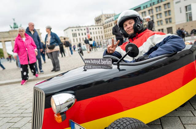 Riding a Soapbox Car Through Berlin EUR, Germany, Berlin, September 25, 2026 Hotrod Tour in Berlin: Driving a self-driven mini soapbox car through the capital, taking in sights from Kreuzberg to Mitte, cruising through the city with 14PS