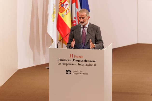 Felipe VI Attends the Ceremony for the 2nd Duques de Soria Foundation International Hispanism Award King Felipe VI speaks during the ceremony for the 2nd Duques de Soria Foundation International Hispanism Award at the Convent of La Merced on September 25, 2026, in Soria, Castile and León, Spain. The award went to PhiloBiblon, the largest digital library and biobibliographic database dedicated to medieval Iberian texts in the Romance languages of Castilian, Catalan, and Galician-Portuguese. The team is led by Professor Charles B. Faulhaber of the University of Oxford. SEPTEMBER 25, 2026, Soria, Castile and León, Spain Copyright: xConchaxOrtegax 7799880