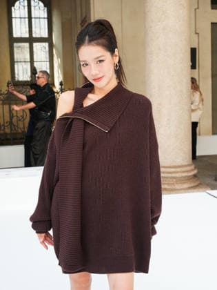 IPA88952463 - Milan, Milan Women™s Fashion Week Spring Summer 2027 - Women™s Fashion, Spring Summer 2027 - SPORTMAX fashion show - guests pictured: guest  Copyright: xRiccardoxGiordanox xRiccardoxGiordanox IPA88952463