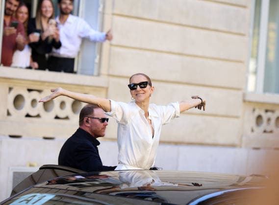 CÃ line Dion leaves her apartment in Paris for her show at the Plenitude Arena CÃ line Dion leaves her apartment in Paris for her show at the Plenitude Arena in Paris, France on september 25, 2026  Copyright: xDidierxFereyx