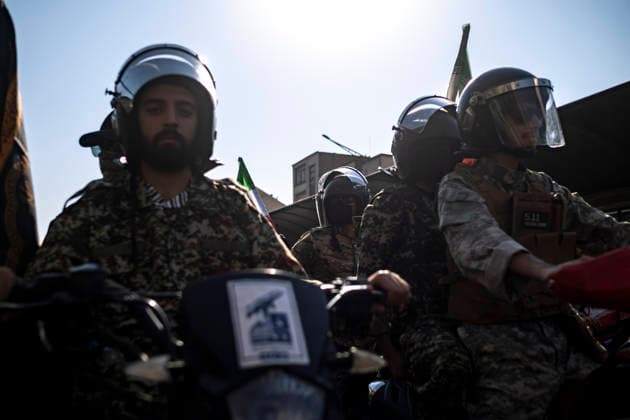 A Rally Of Motorcyclists From Iran™s Self-Sacrificing Forces Islamic Revolutionary Guard Corps (IRGC) servicemen sit on their motorcycles during a rally of motorcyclists from Iran s Self-Sacrificing Forces in Tehran, Iran, on September 25, 2026, amid escalating tensions between Iran and the United States. Tehran Tehran Iran  Copyright: xMortezaxNikoubazlx originalFilename: nikoubazl-arallyof260925_npBFx.jpg