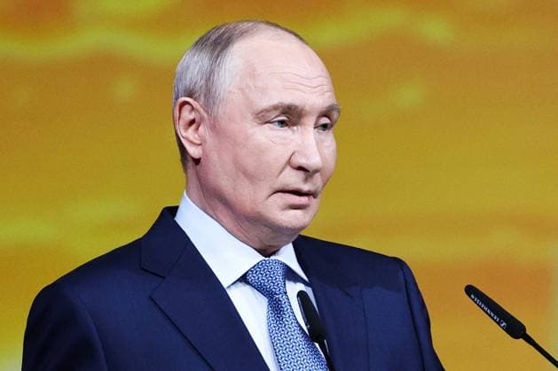 Russia Putin United Cultures Forum 9251211 25.09.2026 Russian President Vladimir Putin speaks during a plenary session of the 12th International United Cultures Forum at the General Staff Building of the State Hermitage Museum, in St. Petersburg, Russia. Sofia Sandurskaya Sputnik St. Petersburg Russia  Copyright: xSofiaxSandurskayax