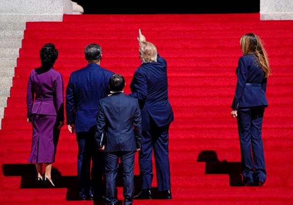 Chinese President Xi Jinping and his wife Peng Liyuan are escorted into the National Archives by President Donald Trump and First Lady Melania Trump in Washington DC on Friday, September 25, 2026. Xi is on the final day of an official three-day state visit to the U.S.  WAP202609257067 BONNIExCASH