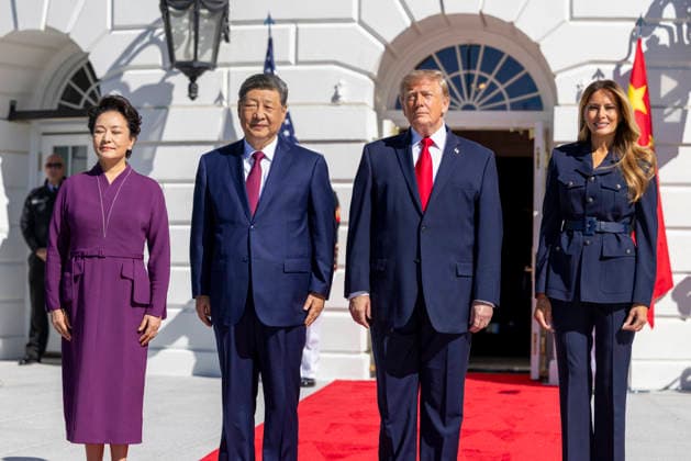 US President Trump and Chinese President Xi attend a tea at the White House First Lady of China Peng Liyuan, Chinese President Xi Jinping, US President Donald Trump and First Lady Melania Trump pose on the South Portico prior to a tea at the White House in Washington, DC, USA, 24 September 2026. President Xi’s three-day state visit is his first to DC in 11 years. WASHINGTON DISTRICT OF COLUMBIA United States  Copyright: xPool ABACAx
