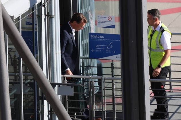 September 24, 2026, xsvx, Travel, Vacation, Economy, emwir, Minister-President Hendrik Wüst (CDU), North Rhine-Westphalia steps off the plane in Stuttgart