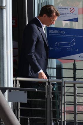 September 24, 2026, xsvx, Travel, Vacation, Economy, emwir, Minister-President Hendrik Wüst (CDU), North Rhine-Westphalia steps off the plane in Stuttgart
