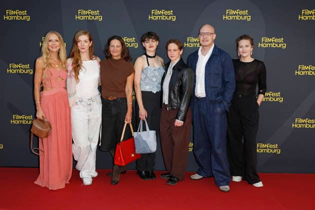 Jenny Elvers, Pheline Roggan, Catrin Striebeck, Johanna Polley, Eva Maria Jost, a guest, and Zarah Schrade at the premiere of the feature film *Hygge* at the 34th Filmfest Hamburg 2026 at Cinemaxx Dammtor in Hamburg, September 25, 2026 Foto:xC.xTamckex xFuturexImagex hygge_6914