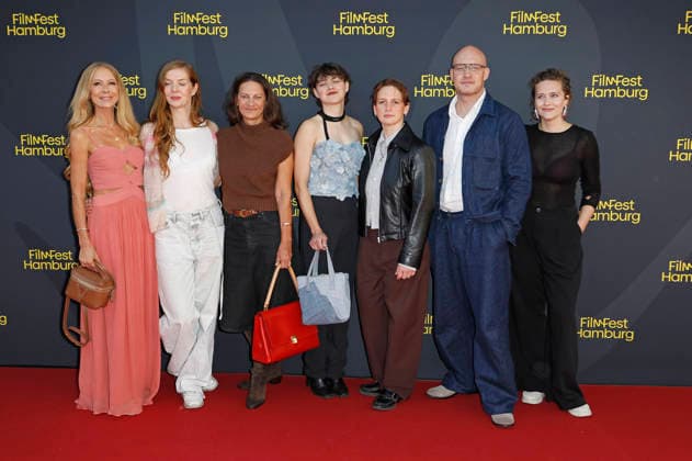 Jenny Elvers, Pheline Roggan, Catrin Striebeck, Johanna Polley, Eva Maria Jost, a guest, and Zarah Schrade at the premiere of the feature film *Hygge* at the 34th Filmfest Hamburg 2026 at Cinemaxx Dammtor in Hamburg, September 25, 2026 Foto:xC.xTamckex xFuturexImagex hygge_6915