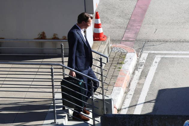 September 24, 2026, xsvx, Travel, Vacation, Economy, emwir, Minister President Hendrik Wüst (CDU), North Rhine-Westphalia steps off the plane in Stuttgart