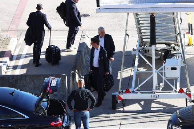 September 24, 2026, xsvx, Travel, Vacation, Economy, emwir, Minister President Hendrik Wüst (CDU), North Rhine-Westphalia steps off the plane in Stuttgart