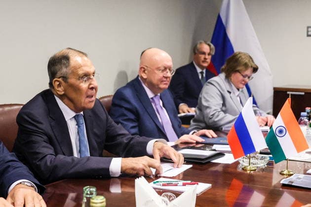 USA, NEW YORK CITY - SEPTEMBER 25, 2026: Russian Minister of Foreign Affairs Sergei Lavrov (L) is seen during a meeting with his Indian counterpart Subrahmanyam Jaishankar on the sidelines of the 2026 High-level Week as part of the 81st session of the UN General Assembly. Alexander Shcherbak TASS  98313098