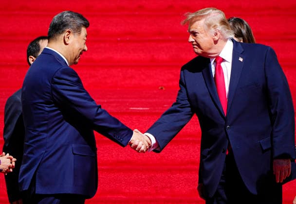 President Donald Trump (R) shakes hands with Chinese President Xi Jinping as they depart the National Archives in Washington DC on Friday, September 25, 2026. Xi is on the final day of an official three-day state visit to the U.S.  WAP20260925722 BONNIExCASH