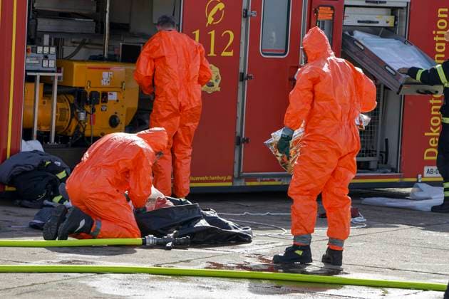 CNTV REDSTORM Bundeswehr Exercise Red Storm Charlie, Day 2 in Hamburg, September 25, 2026. On Day 2 of the Bundeswehr exercise Red Storm Charlie, a chemical accident was simulated in collaboration with the fire depa