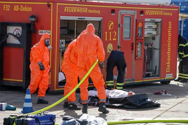 CNTV REDSTORM Bundeswehr Exercise Red Storm Charlie, Day 2 in Hamburg, September 25, 2026. On Day 2 of the Bundeswehr exercise Red Storm Charlie, a chemical accident was simulated in collaboration with the fire depa