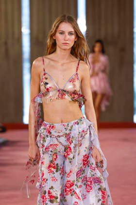 Blumarine Ready-to-Wear Spring Summer 2027 Fashion Show at Milan Fashion Week, on September 25, 2026, Bestimage, Milan, Italy  Copyright: xAgencex xBestimagexAgencex xBestimagex
