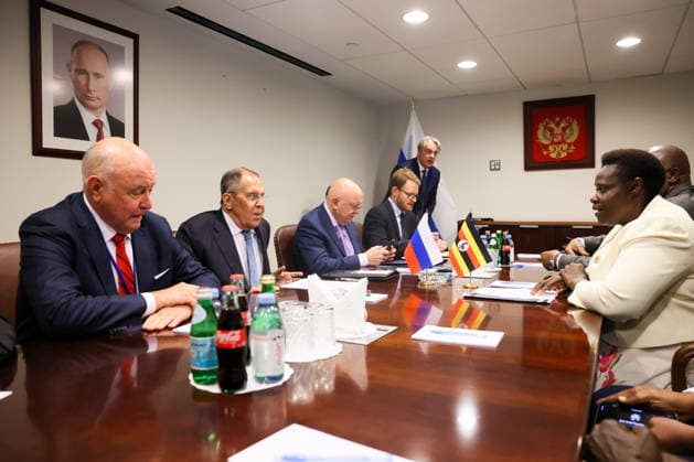 USA, NEW YORK New York City - SEPTEMBER 25, 2026: Russian Foreign Minister Sergei Lavrov (2nd L) and Ugandan PM Jessica Alupo (R) attend a meeting on the sidelines of the 2026 High-level Week as part of the 81st session of the UN General Assembly. Russian Ministry of Foreign Affa New York City USA  - ZUMAt113 20260925_zaa_t113_587 Copyright: xRussianxMinistryxOfxForeignxAffax