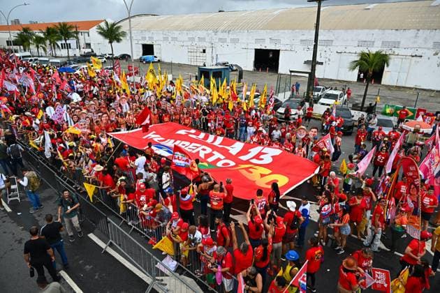 Brazilian Presidential Election Campaign PHOTOPQR OUEST FRANCE Franck Dubray Recife September 25, 2026 Report from Recife, Brazil, on the presidential election campaign, featuring a march and rally by President and candidate Lula (Luiz Inácio Lula da Silva), with the mayor of Recife Joao Campos Photo by Franck Dubray: Presidential election campaign in Brazil on September 25, 2026, in Recife, France  Copyright: xPHOTOPQR OUESTxFRANCE MAXPPPxFranckxDubrayx 20260925OFR9355 20260925OFR9355