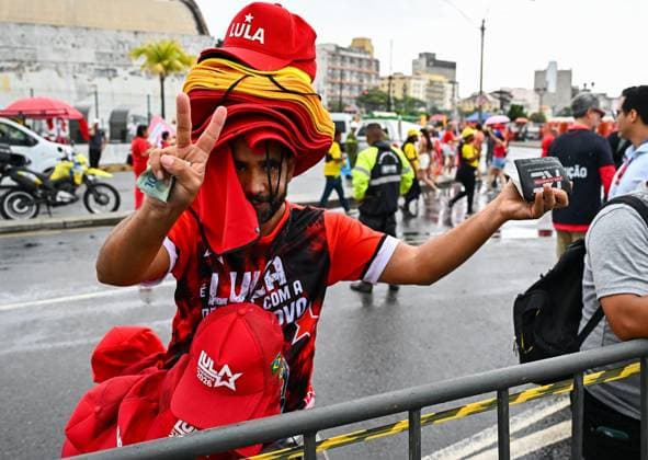 Brazilian Presidential Election Campaign PHOTOPQR OUEST FRANCE Franck Dubray Recife September 25, 2026 Report from Recife, Brazil, on the presidential election campaign, featuring a march and rally by President and candidate Lula (Luiz Inácio Lula da Silva), with the mayor of Recife Joao Campos Photo by Franck Dubray: Presidential election campaign in Brazil on September 25, 2026, in Recife, France  Copyright: xPHOTOPQR OUESTxFRANCE MAXPPPxFranckxDubrayx 20260925OFR9356 20260925OFR9356