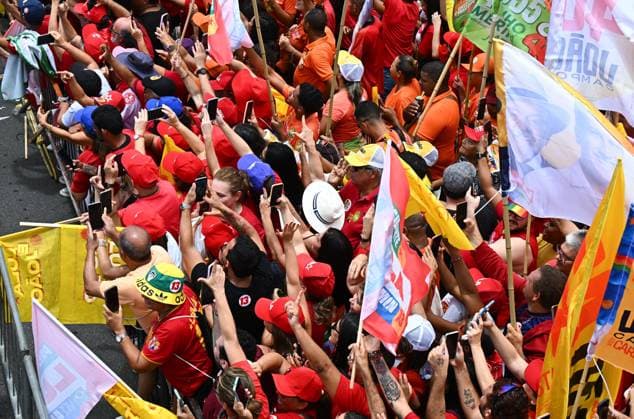 Brazilian Presidential Election Campaign PHOTOPQR OUEST FRANCE Franck Dubray Recife September 25, 2026 Report from Recife, Brazil, on the presidential election campaign, featuring a march and rally by President and candidate Lula (Luiz Inácio Lula da Silva), with the mayor of Recife Joao Campos Photo by Franck Dubray: Presidential election campaign in Brazil on September 25, 2026, in Recife, France  Copyright: xPHOTOPQR OUESTxFRANCE MAXPPPxFranckxDubrayx 20260925OFR9375 20260925OFR9375