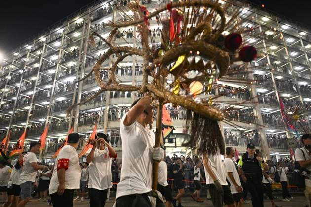 RECORD DATE NOT STATED Hong Kong Pok Fu Lam Village Fire Dragon 2026 Performers performing the fire dragon dance in Wah Fu Estate at Mid-autumn Festival on September 25, 2026 in Hong Kong. (Photo by Kobe Li Nexpher Images) Hong Kong
