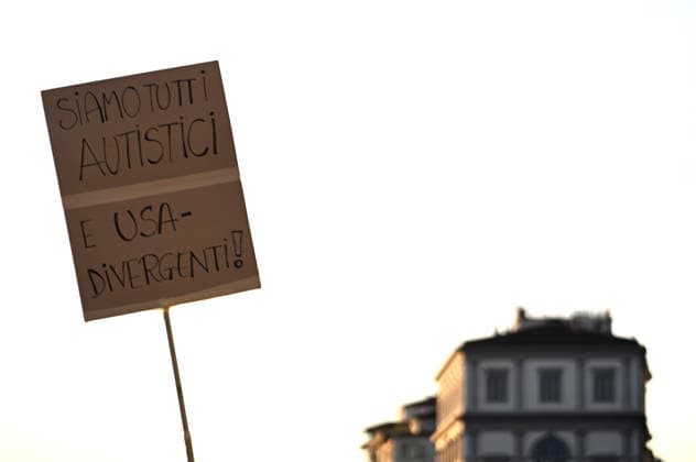 September 25, 2026, Florence, Italia, Italy: Demonstration of Invented Autistic People in Florence, September 25, 2026 Florence Italy  - ZUMAa289 20260925_zia_a289_539 Copyright: xAleandroxBiagiantix xAgfx